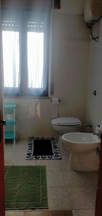 Kiki Beb Carbonia Buitenkant foto