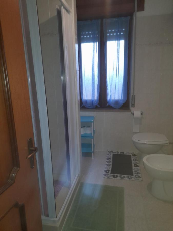 Kiki Beb Carbonia Buitenkant foto